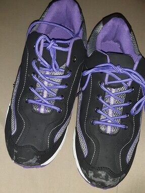 Source Unknown Black and Purple Women's Athletic Sneakers Size 10W